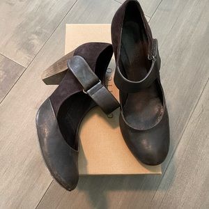 Coclico Beckett Velcro Mary Jane Heels